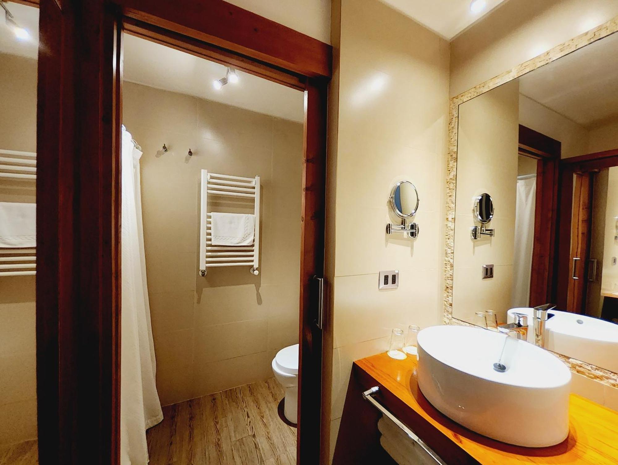 Martina De Goni Hotel Pucon Ngoại thất bức ảnh